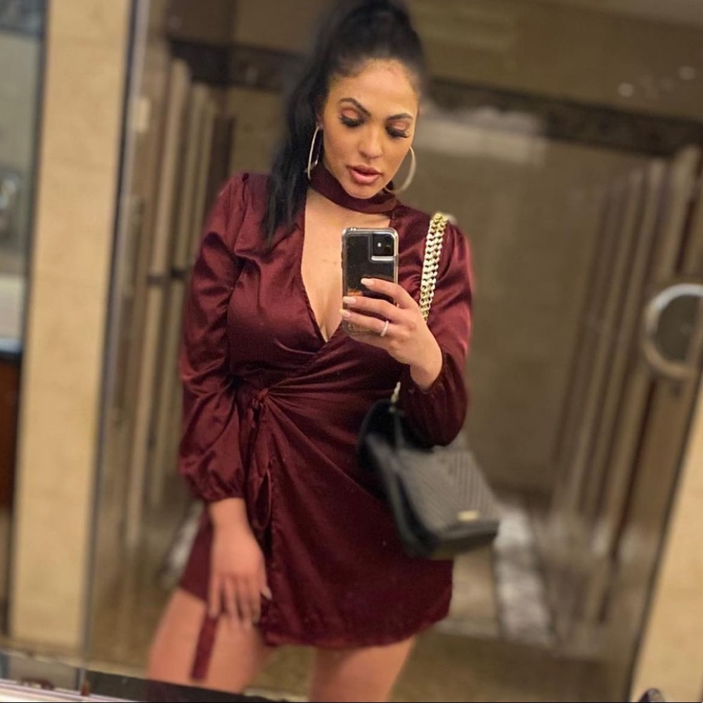 Fashion nova wrap dress size medium